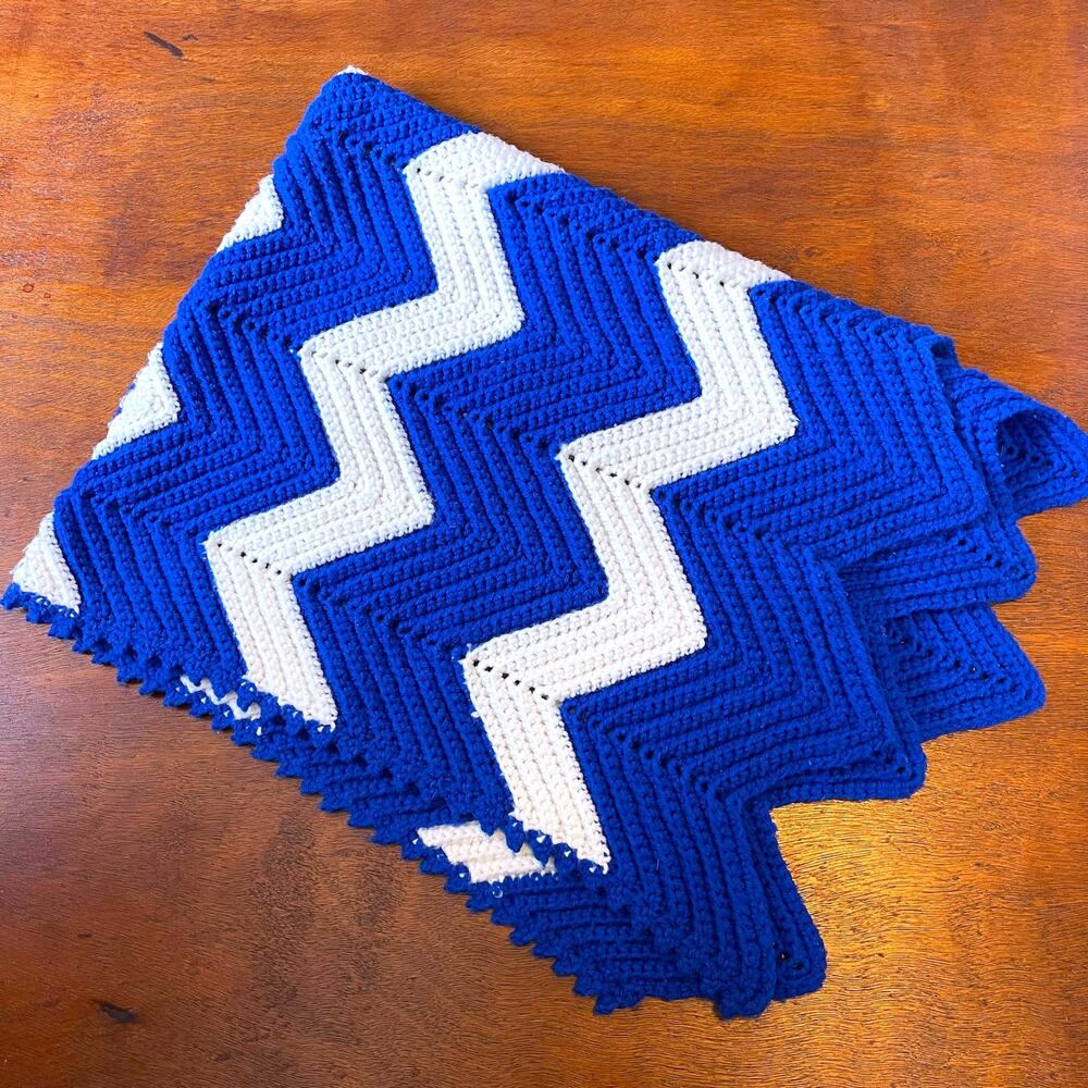 Handmade Crochet Chevron Lap Blanket Blue White Zig Zag Afghan 42.5"